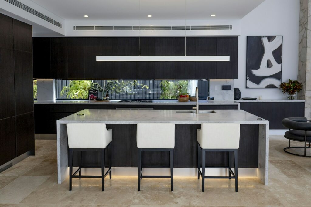 Modern kitchen reference photograph